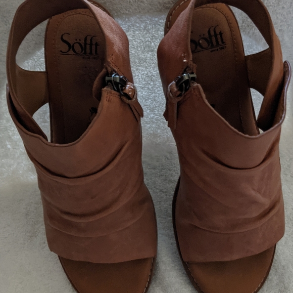 Sofft Naoma Casual Sandal, Open Toe, Stacked Low Heel - Picture 4 of 6